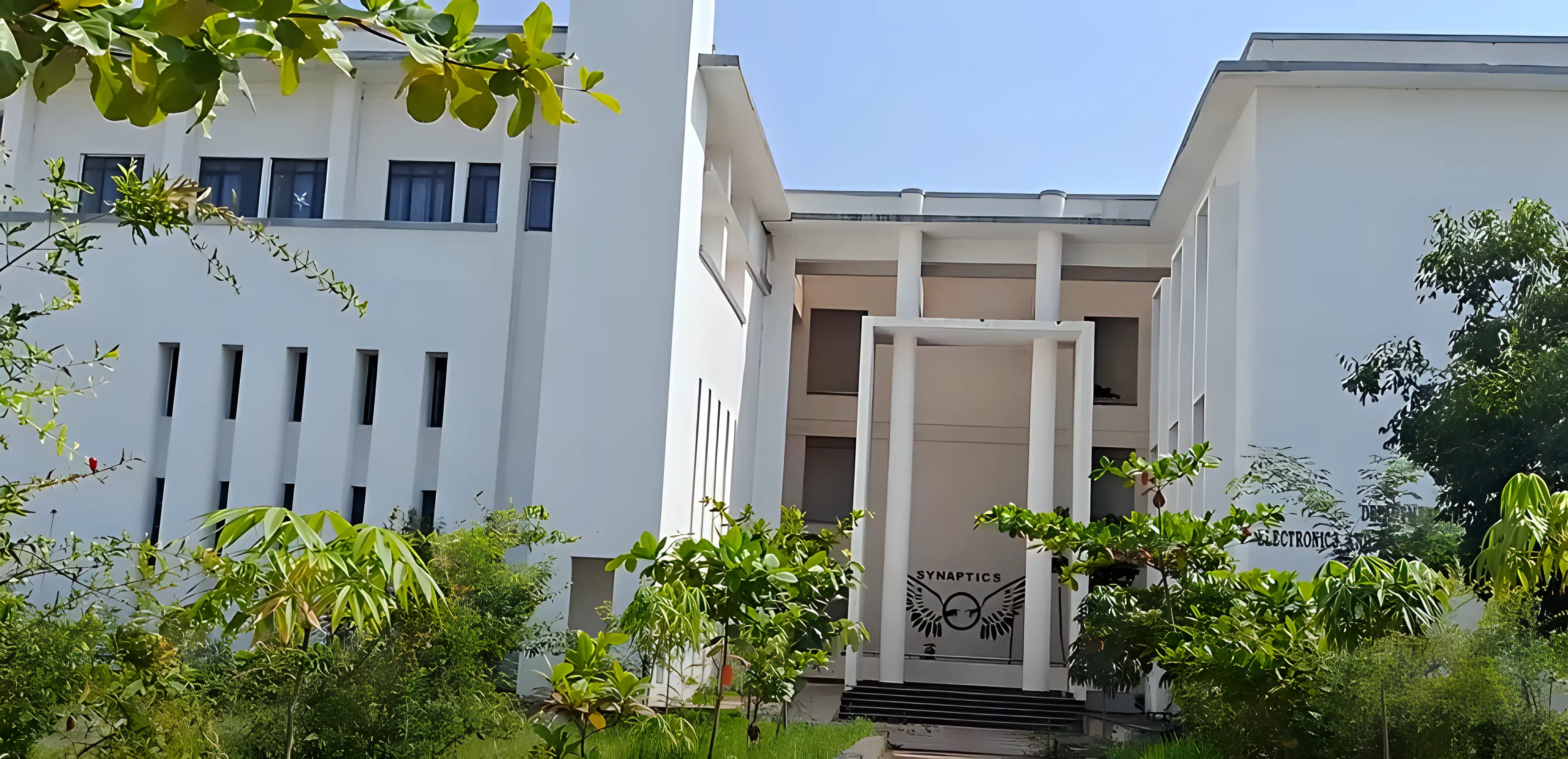 JNTUH College of Engineering Sultanpur Sangareddy Academic Infrastructure photo 2